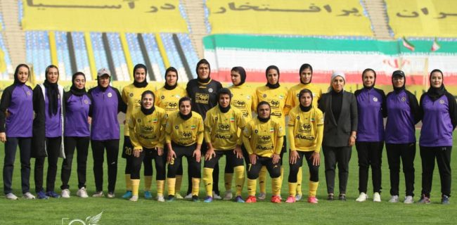 موتور سپاهان در نقش جهان روشن شد