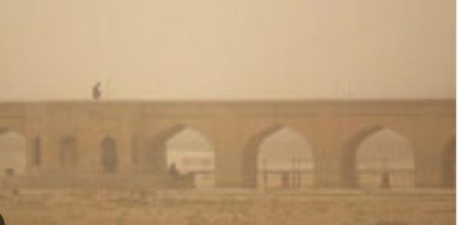 وقتی مسئولین کشوری اصفهان را به حال خود رها کرده اند تا نابود شود